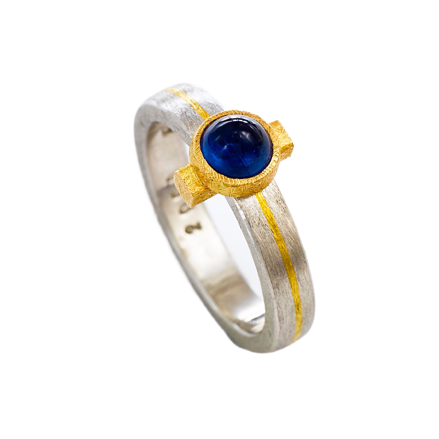 Gold sapphire deals rings